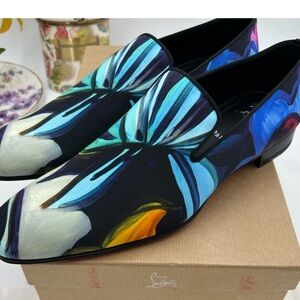 Christian Louboutin men's Dandy Chick Roses satin Vibrant Loafers. Size 43